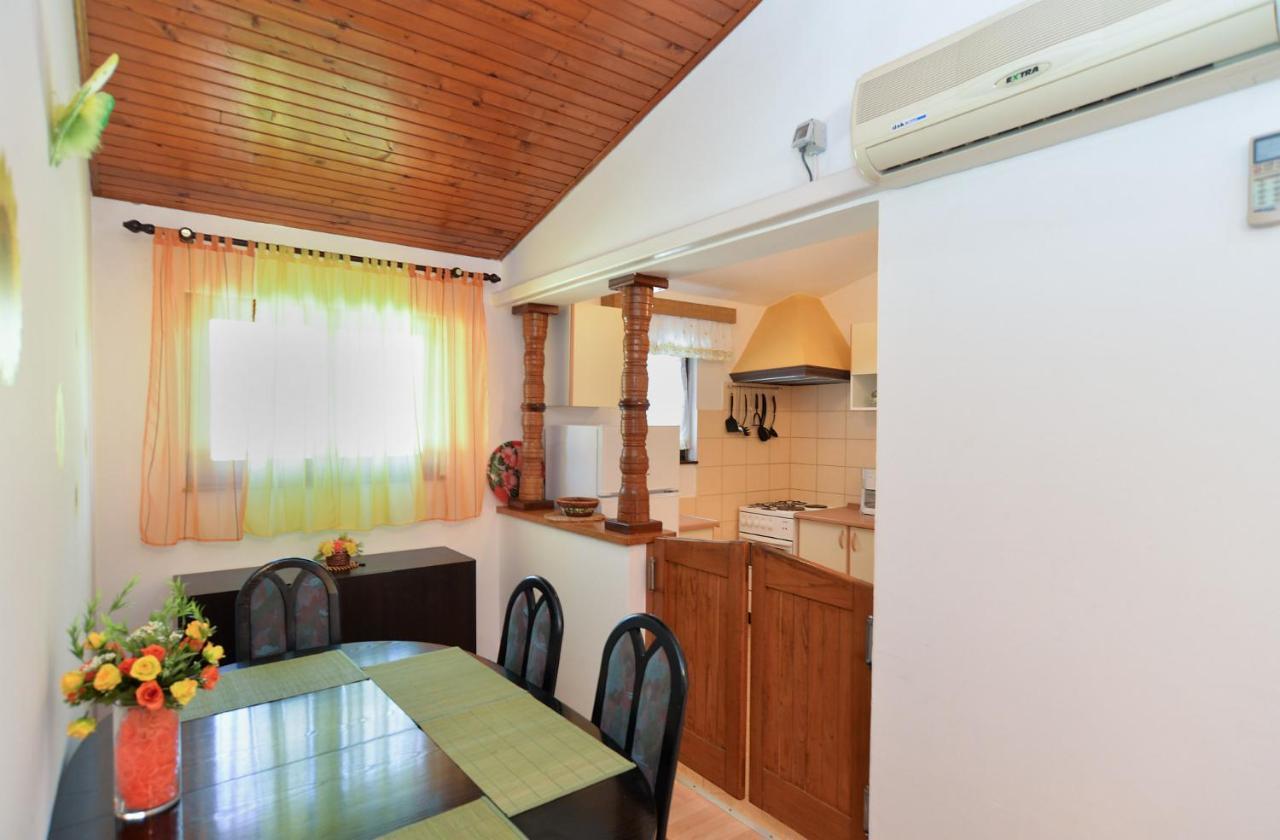Apartments Vrcevan 811 Medulin Zewnętrze zdjęcie